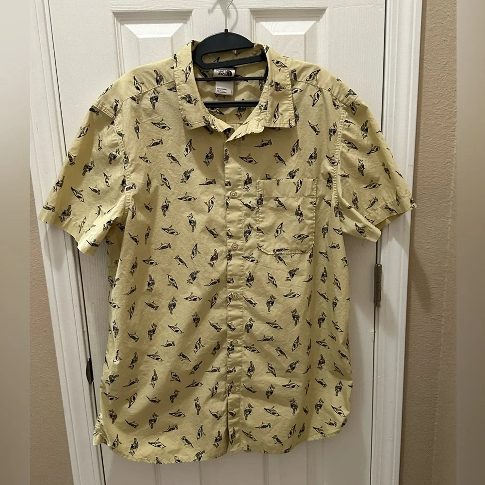 The North Face Men's Baytrail Button Down Shirt- XL Bird Watcher print